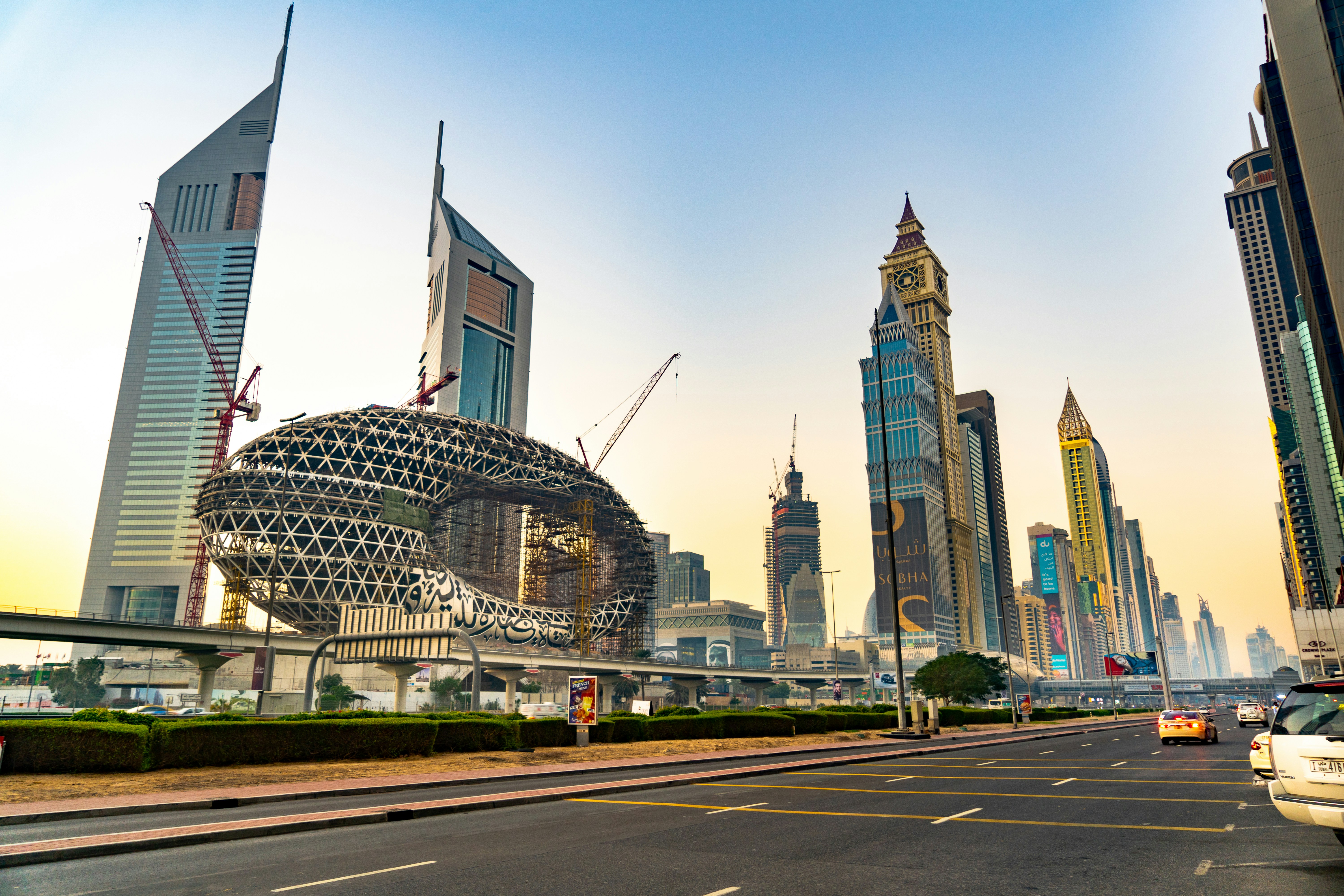 How to Make Money in Dubai in 2023